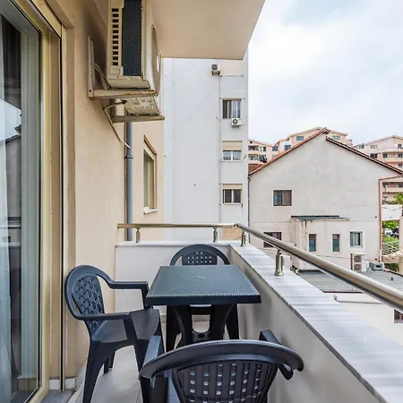 Apartment Enles Durres